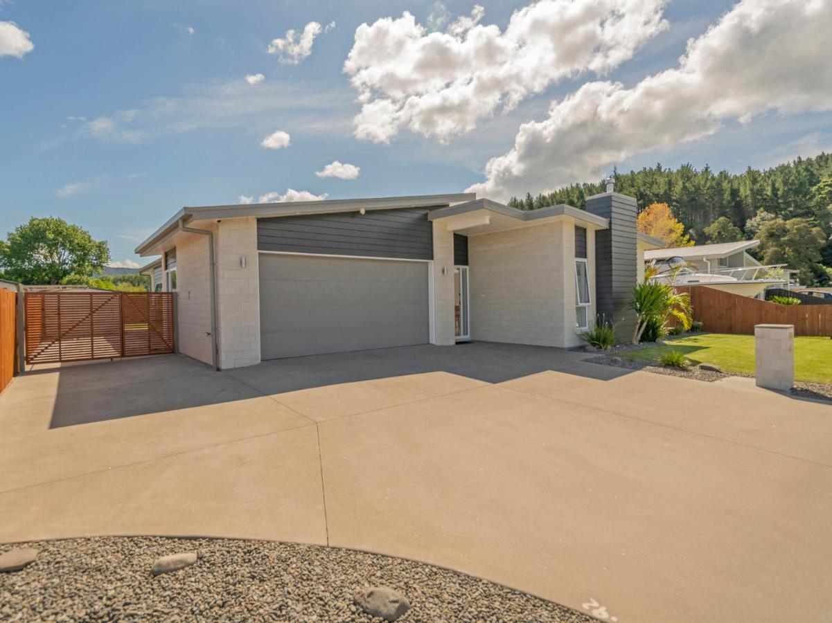 Modern Beach Pad - Whitianga Holiday Home Eksteriør billede